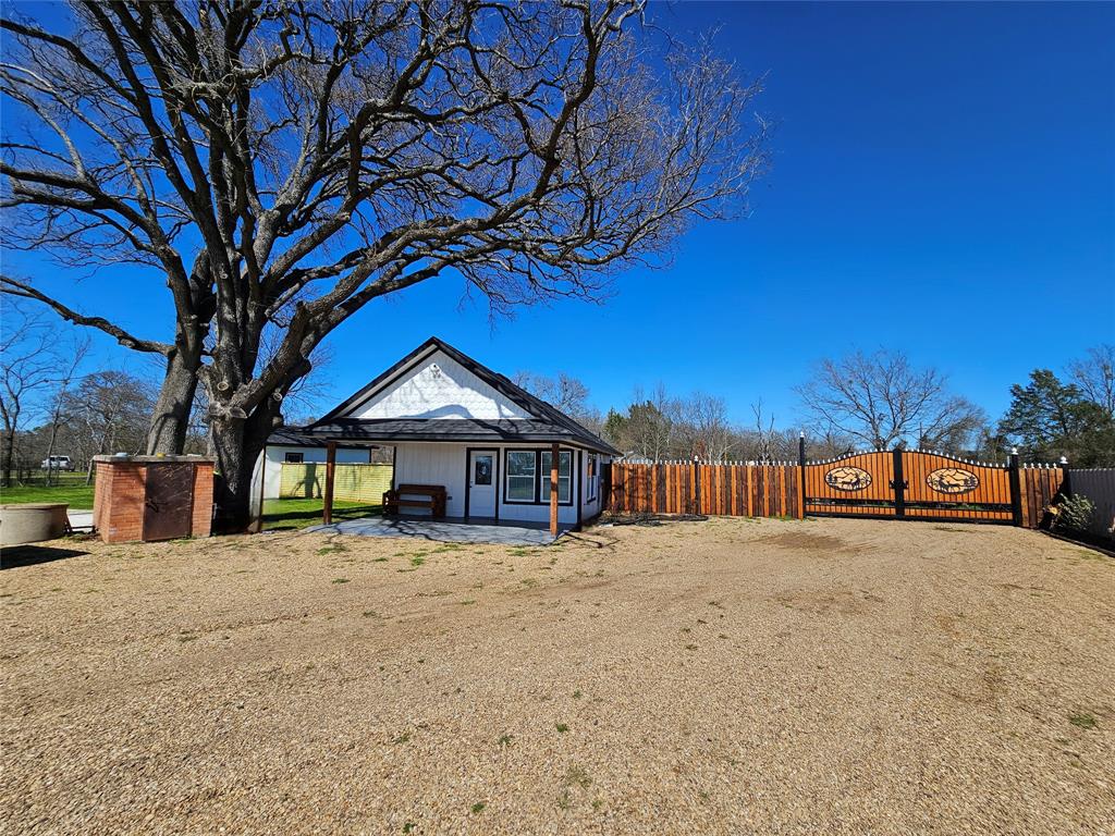 01820 Hwy 274 Property Photo