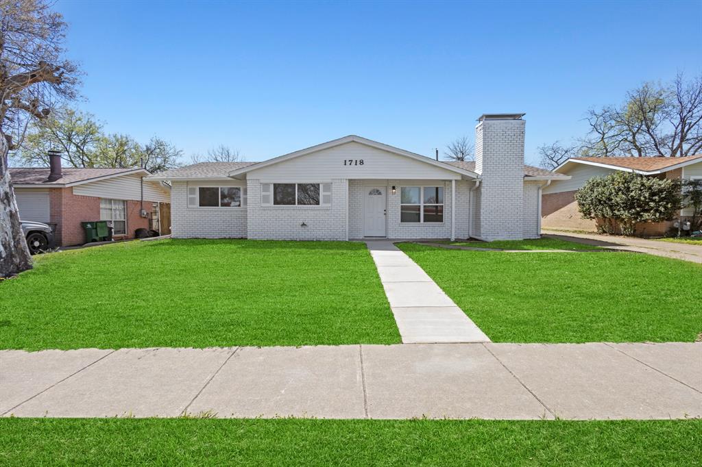 1718 E Lovers Lane Property Photo