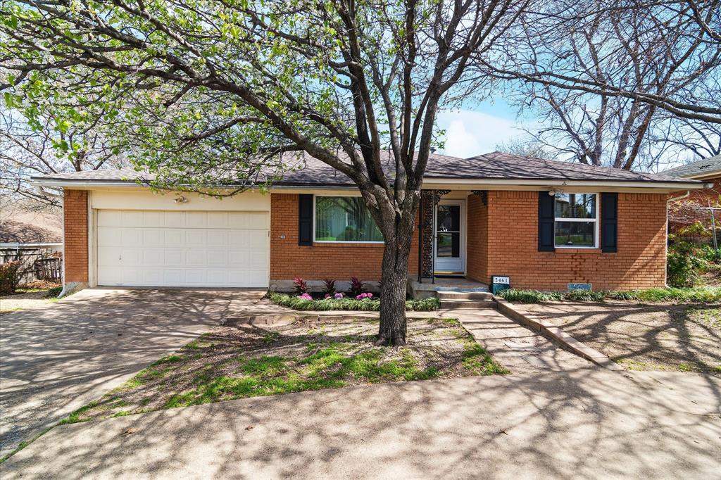 2461 Highland Road Property Photo