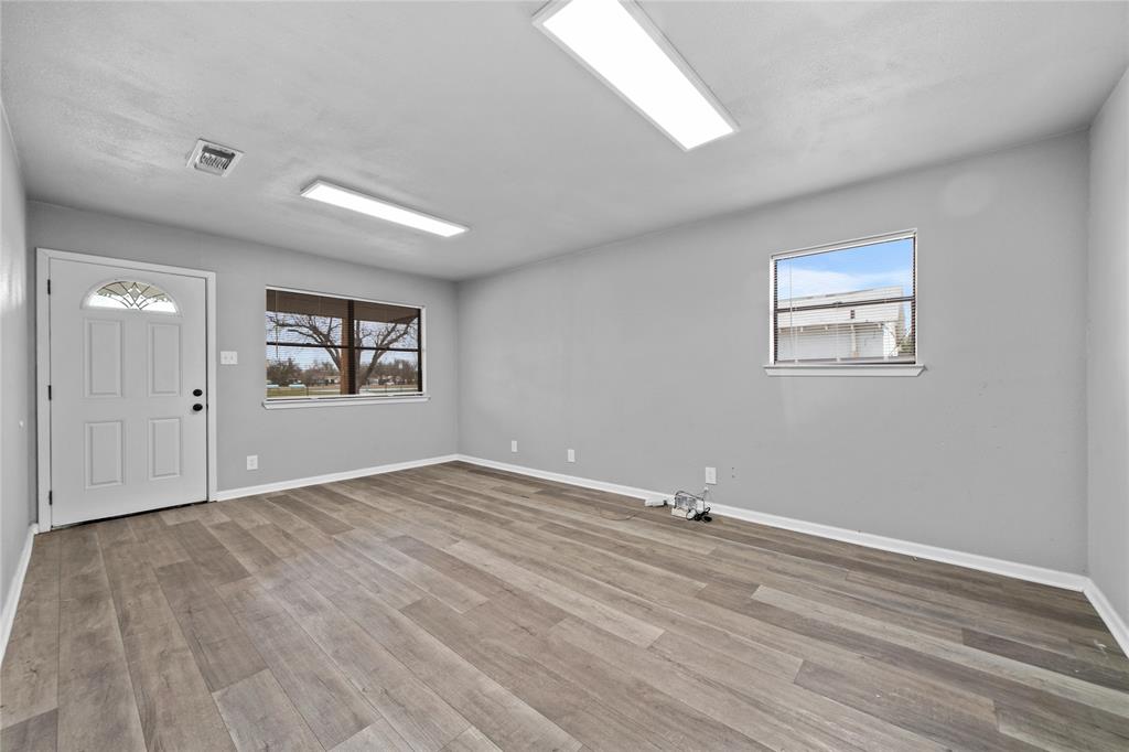 2800 Austin Avenue A Property Photo 9