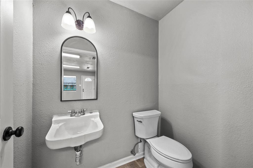 2800 Austin Avenue A Property Photo 10