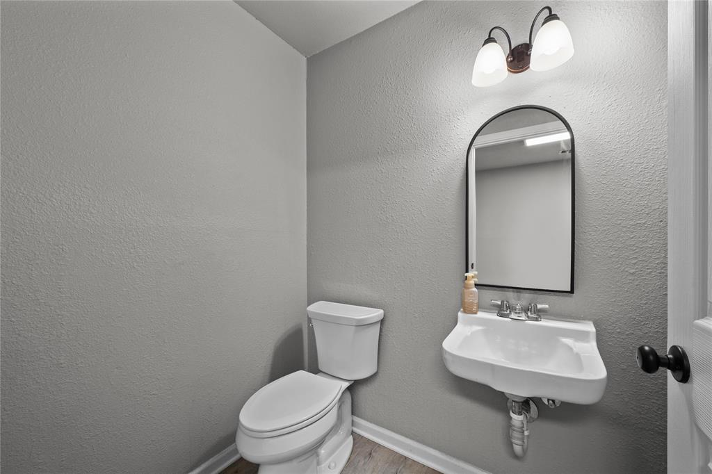 2800 Austin Avenue A Property Photo 12