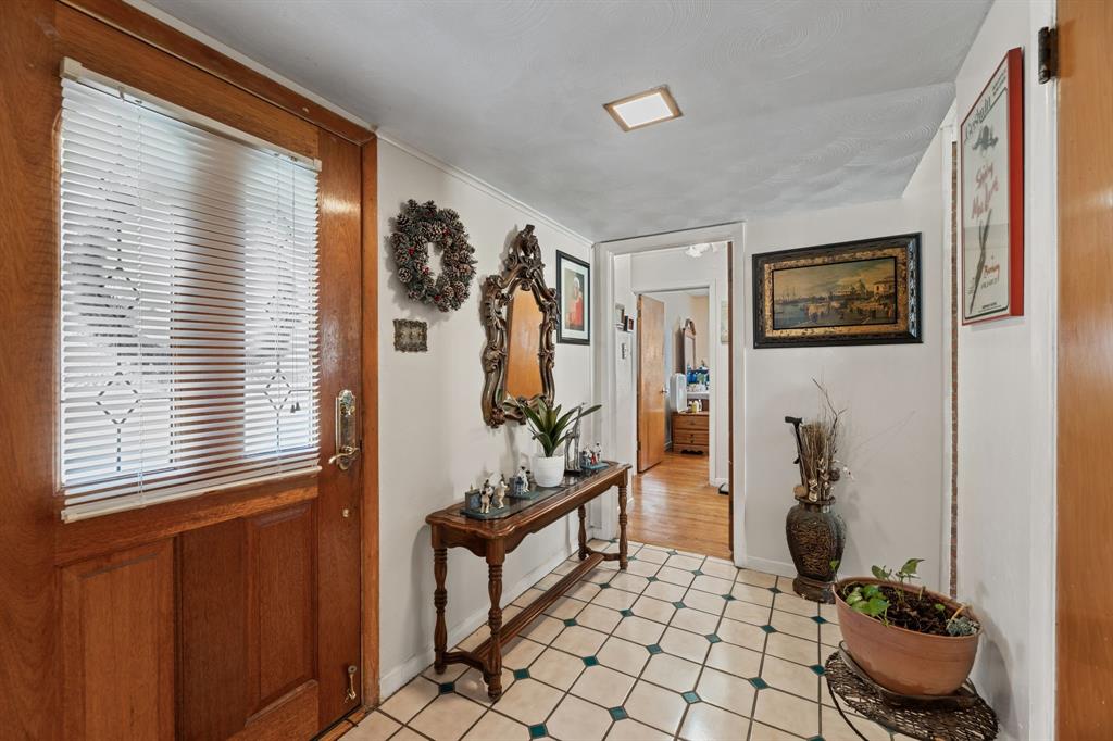 2407 Santa Cruz Drive Property Photo 6