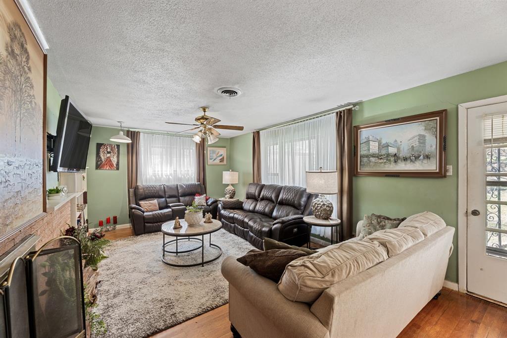 2407 Santa Cruz Drive Property Photo 9