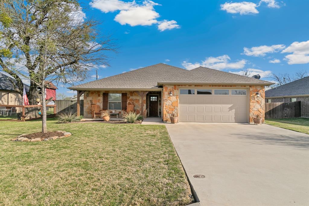 1207 Mary Ann Court Property Photo
