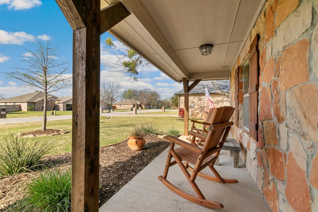 1207 Mary Ann Court Property Photo 3
