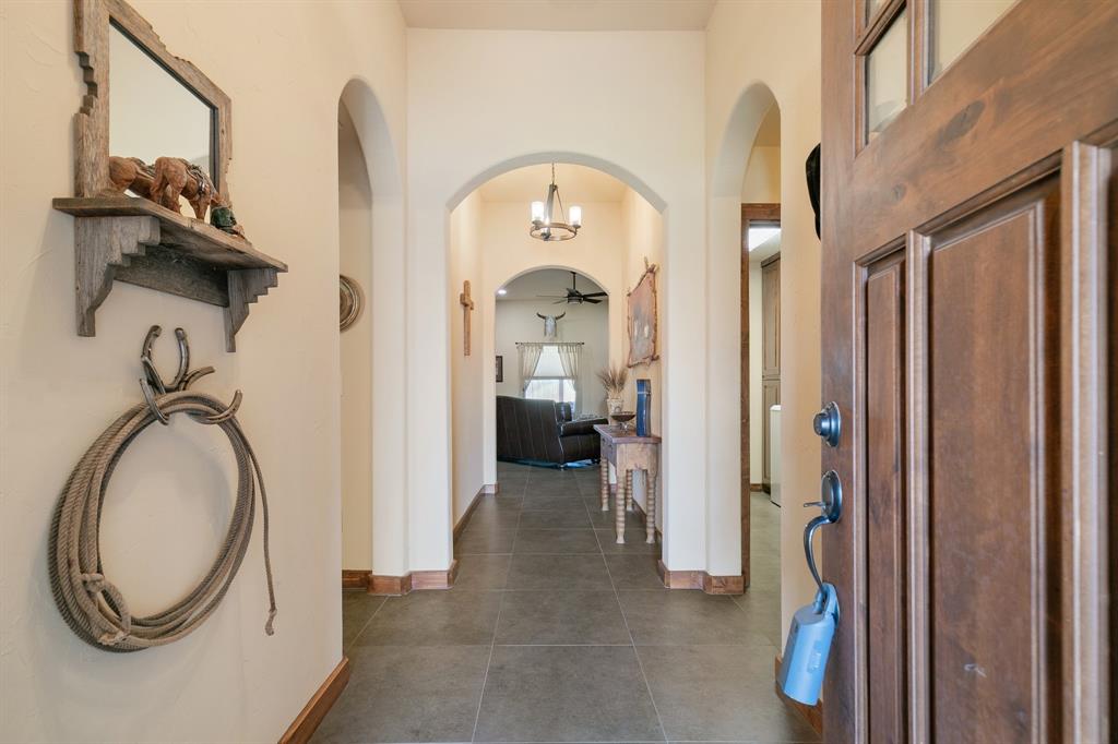 1207 Mary Ann Court Property Photo 4