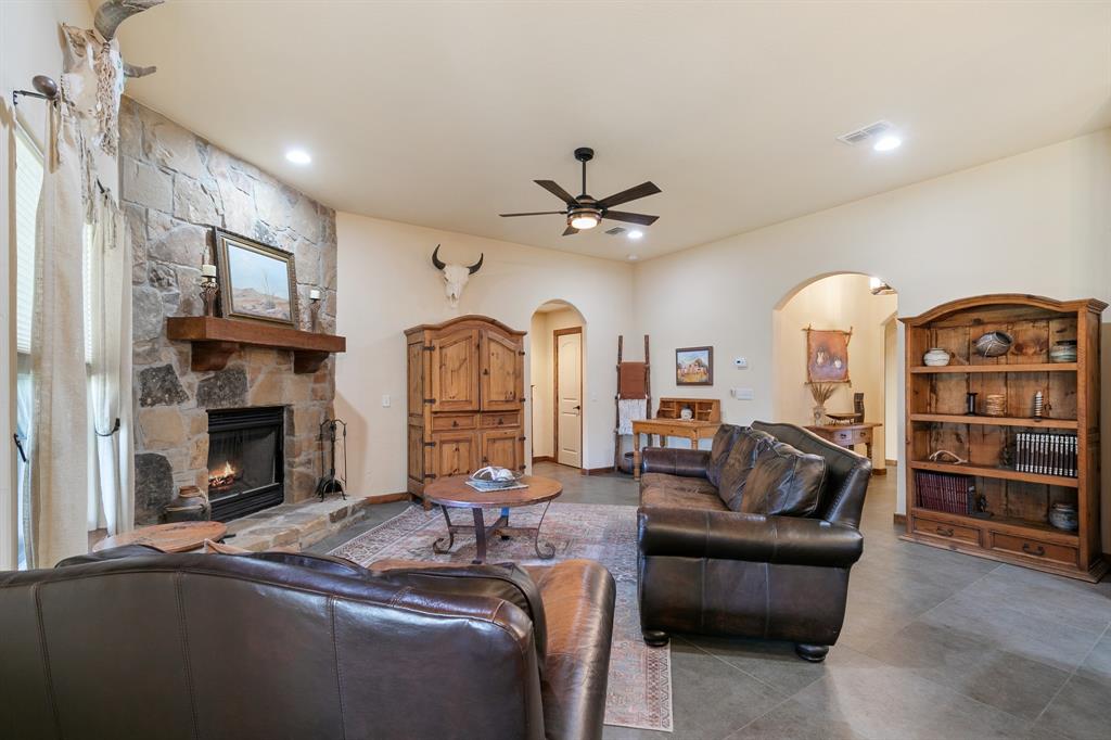 1207 Mary Ann Court Property Photo 5