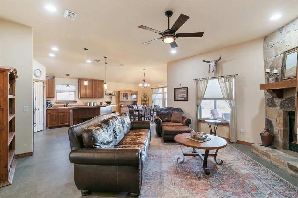 1207 Mary Ann Court Property Photo 7