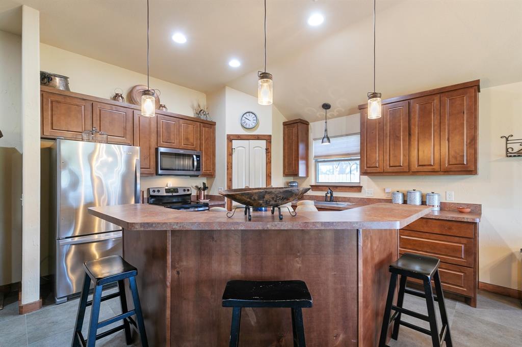 1207 Mary Ann Court Property Photo 9