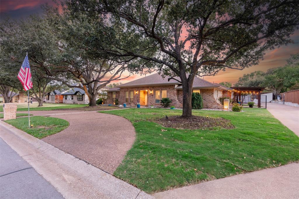 105 Sleepy Hollow Property Photo