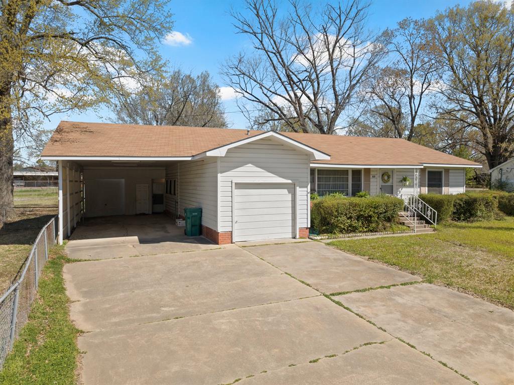 609 E Main Property Photo