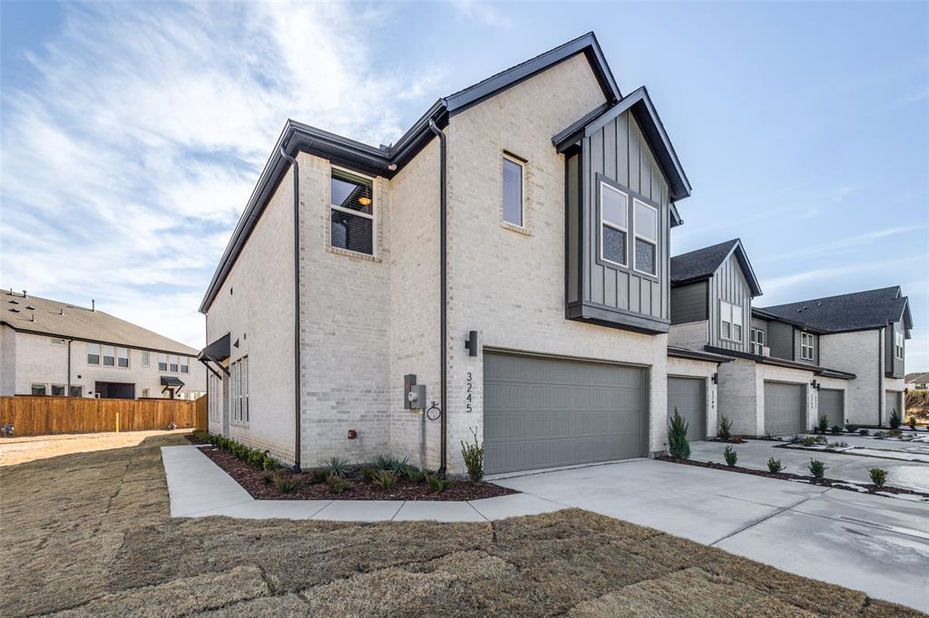 3245 Rustic Creek Property Photo