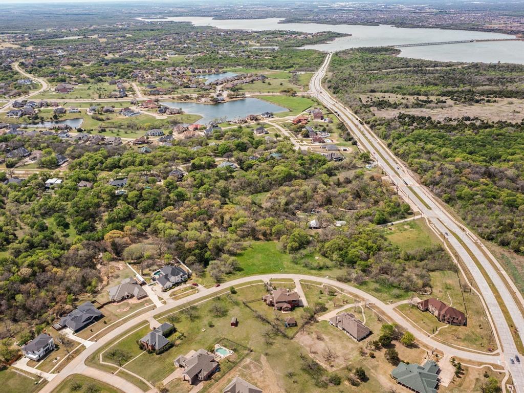 2372 Mystic Shore Drive Property Photo 7