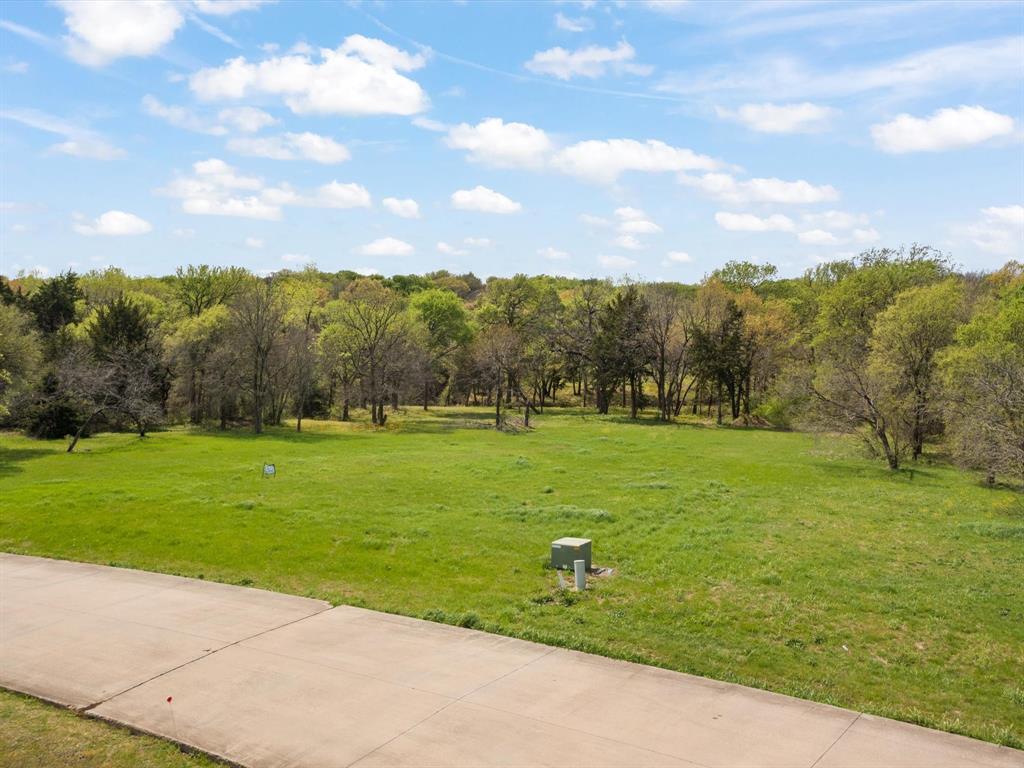 2372 Mystic Shore Drive Property Photo 8