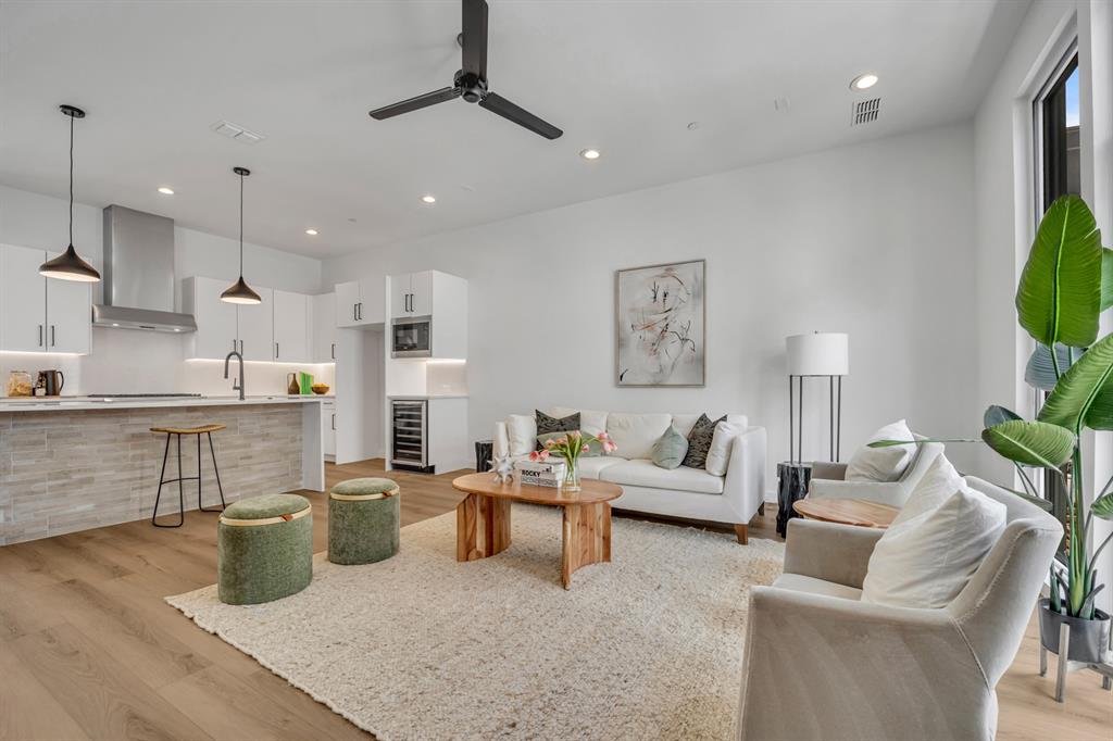 3612 N San Jacinto Avenue Property Photo