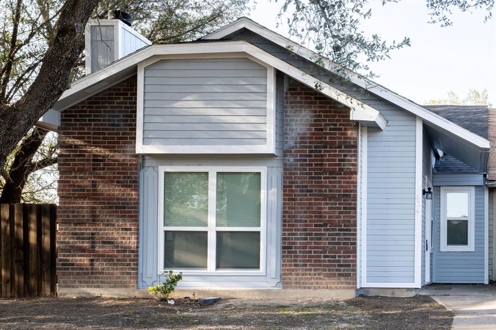 404 Dollins Street Property Photo
