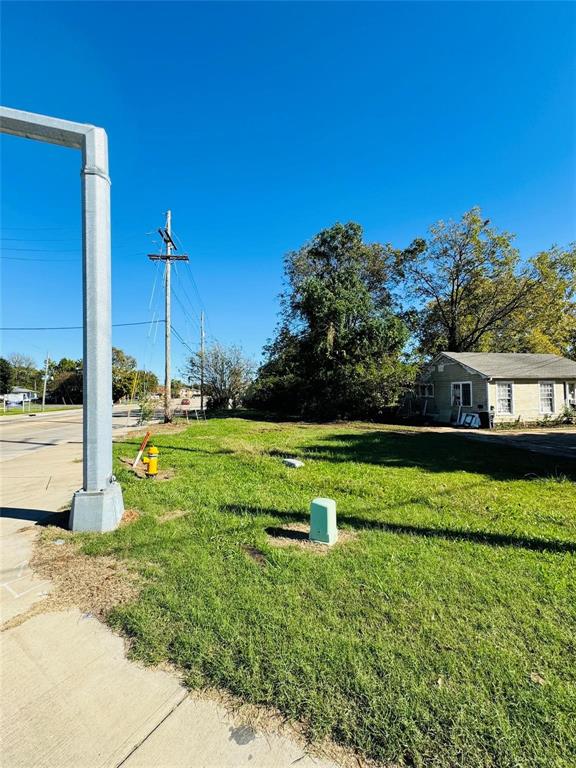 1116 Benton Road Property Photo 4