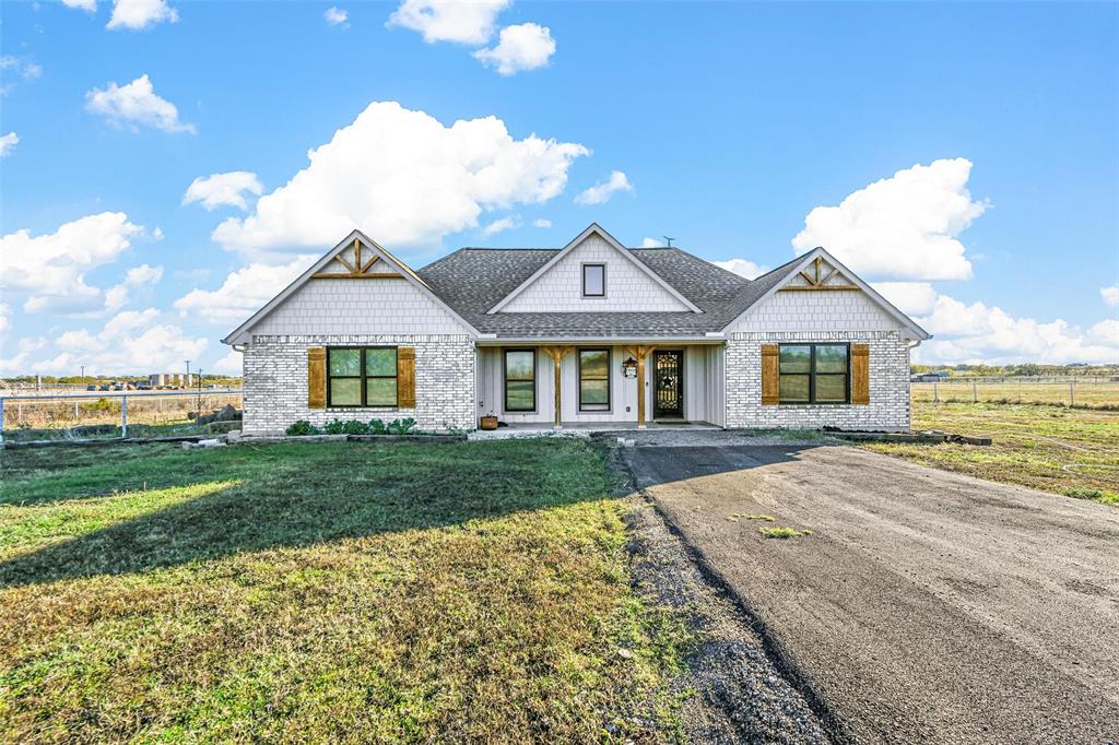 7145 Donald Road Property Photo