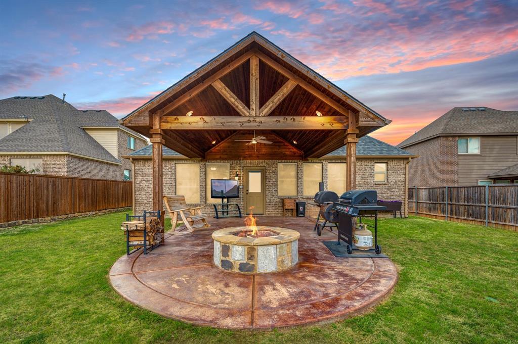 Real Estate Main Image