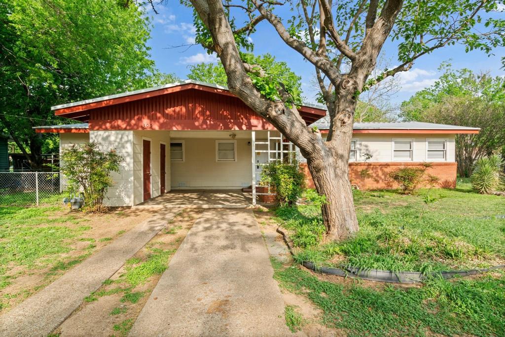 305 S Lancaster Street Property Photo