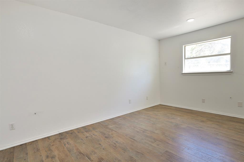 7240 Glenview Drive Property Photo 15
