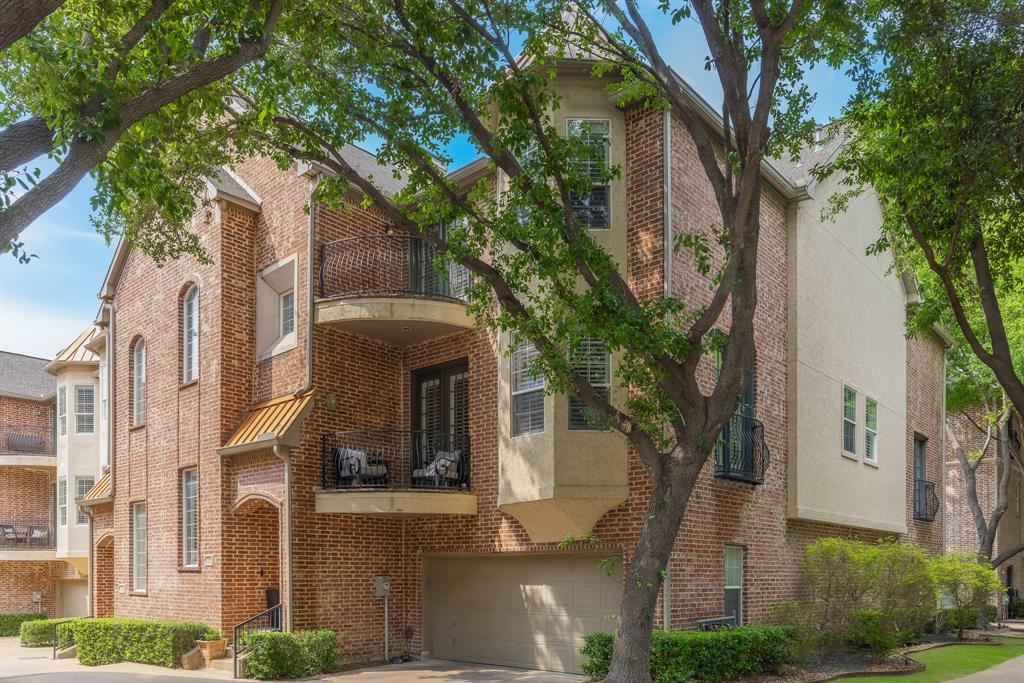 3959 Travis Street Property Photo