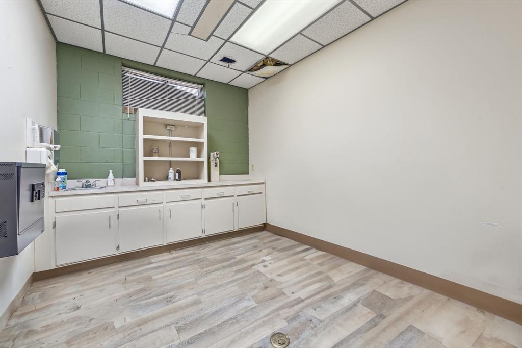 195 River North Boulevard Property Photo 17