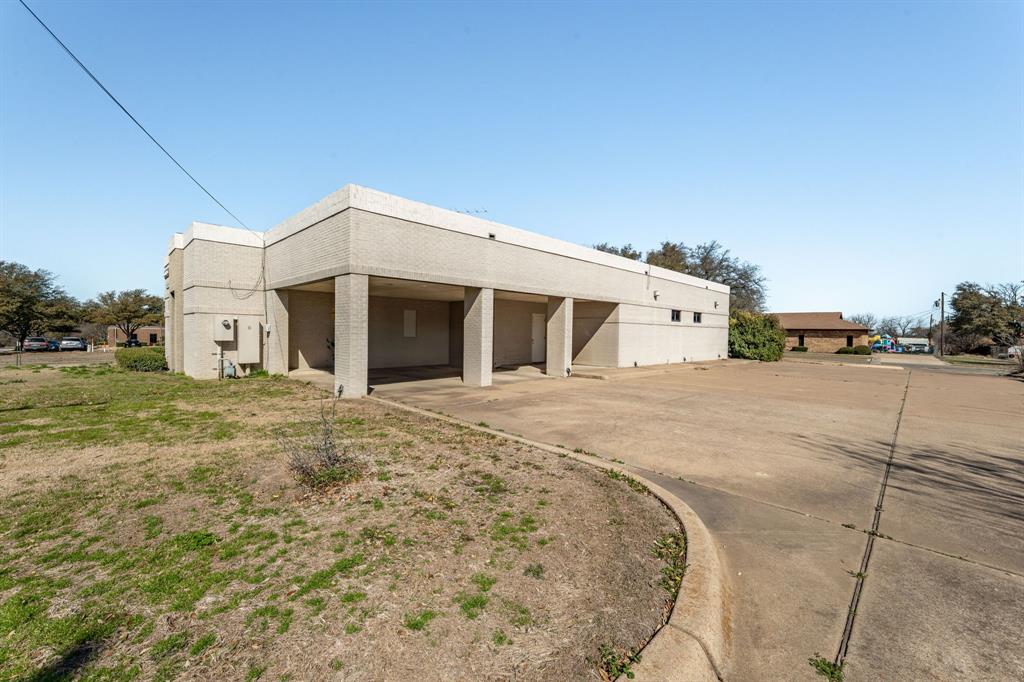195 River North Boulevard Property Photo 26