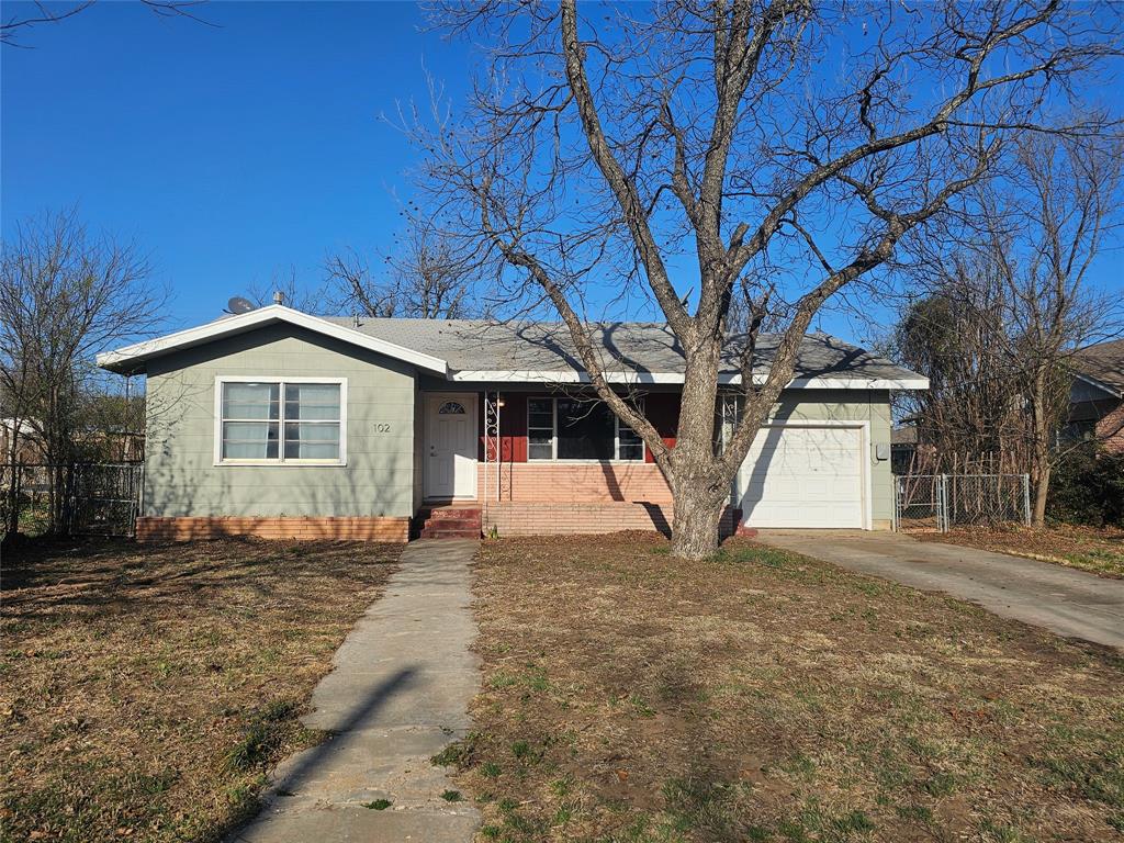 102 S West Street Property Photo