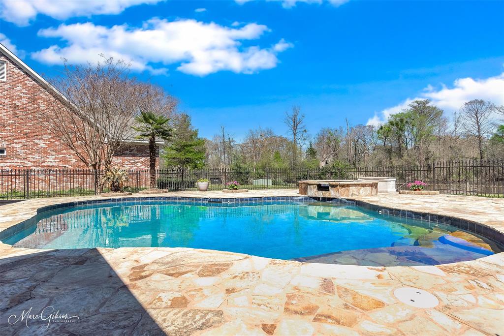554 Hunters Run Property Photo