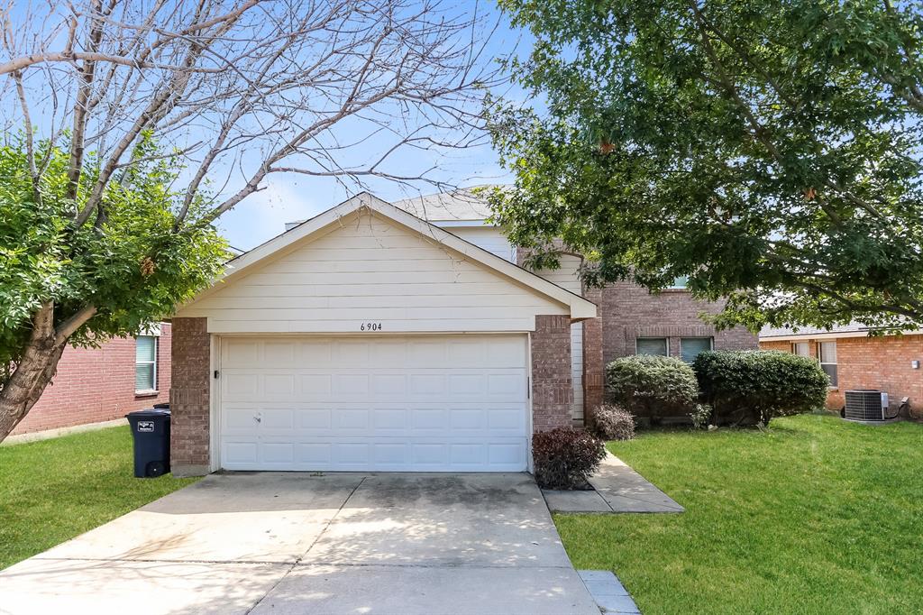 6904 Meadow Way Property Photo