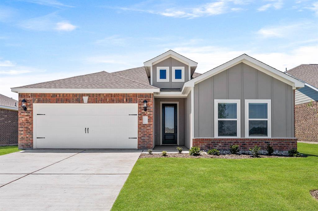 Hutchins Real Estate Listings Main Image