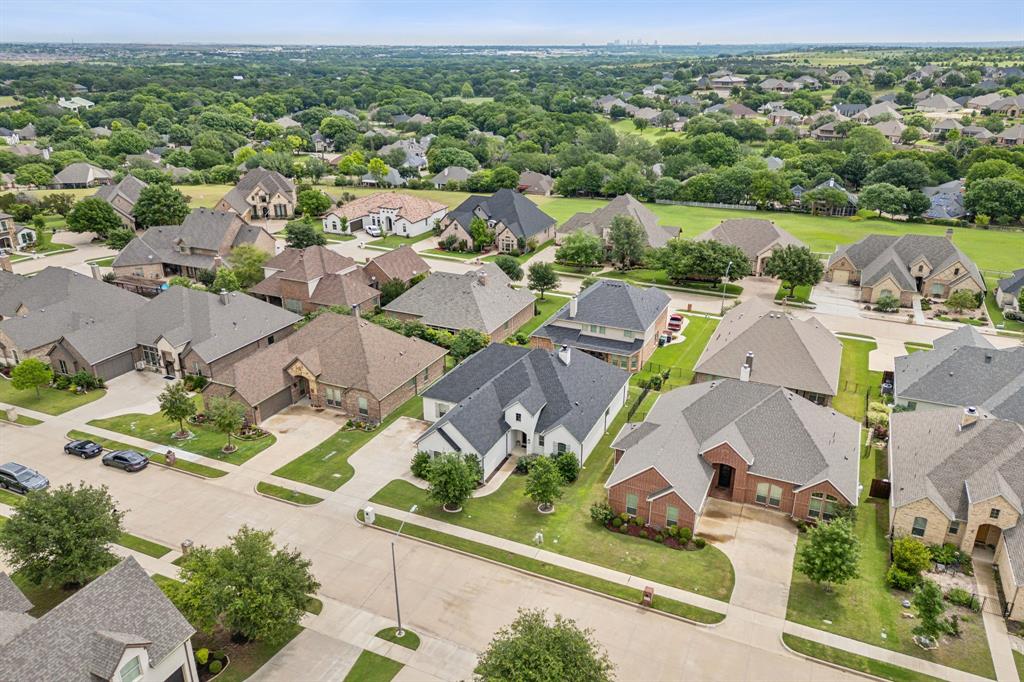 Picture of 4449 Knoll Ridge Drive