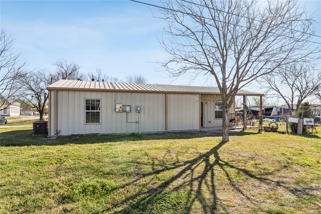 5781 Pecan Street Property Photo