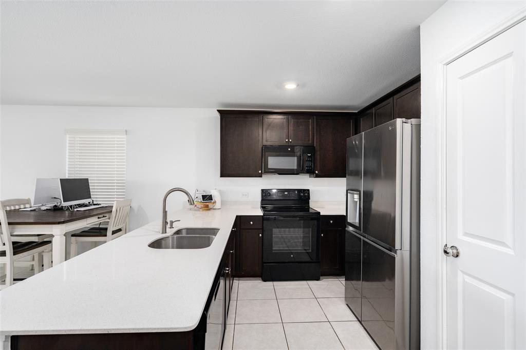 5848 Timber Point Drive Property Photo 11