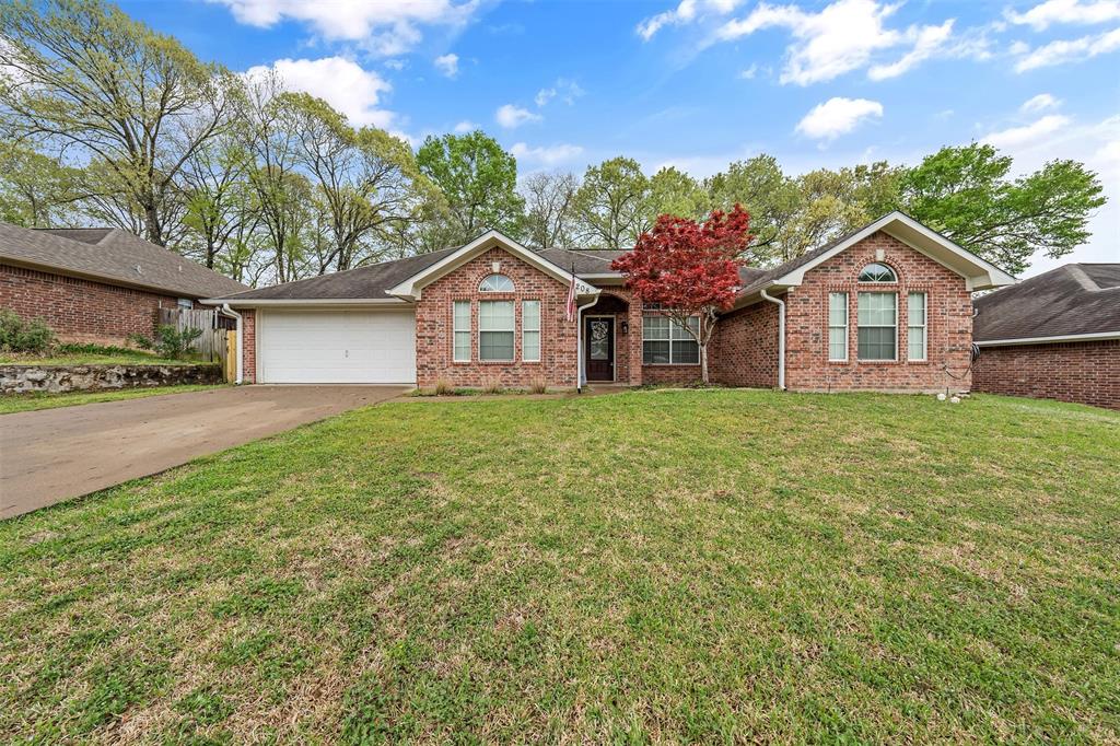 208 Homestead Drive Property Photo
