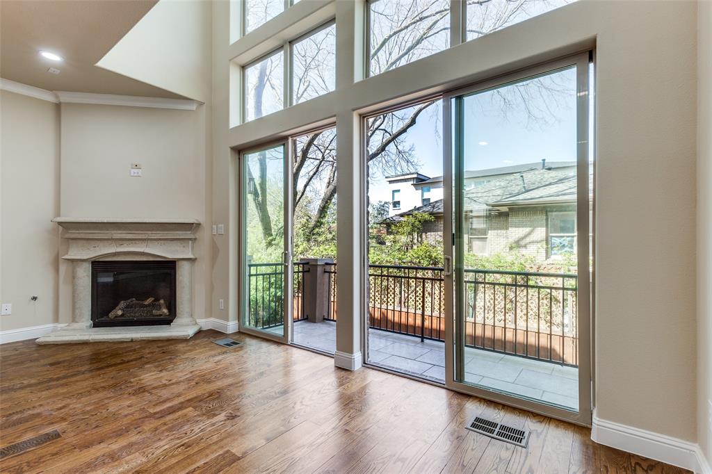 6333 Richmond Avenue Property Photo