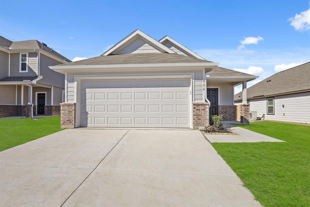 836 Jetliner Avenue Property Photo