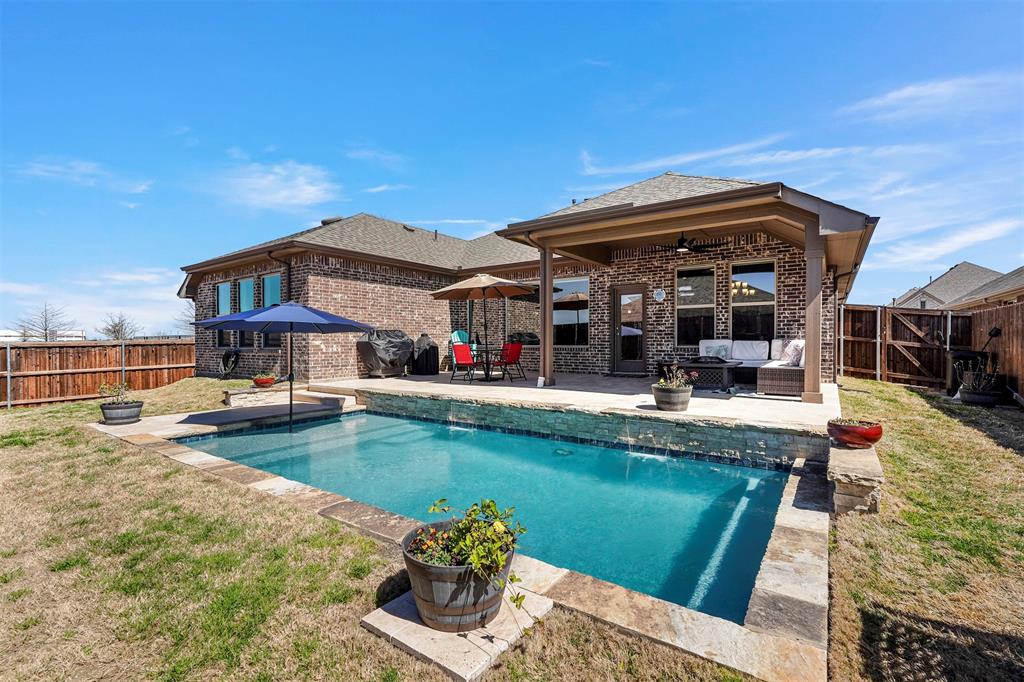 1605 Yellowstone Drive Property Photo