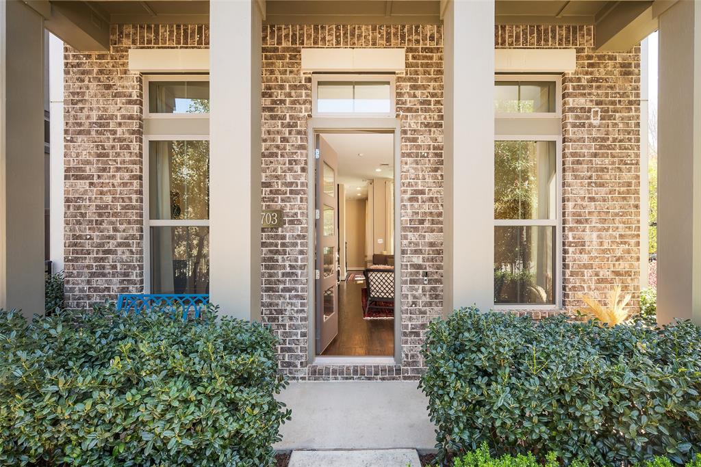 75209 Real Estate Listings Main Image