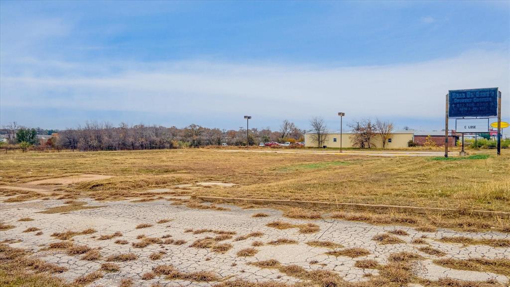 4426 E Us Highway 377 Property Photo 7