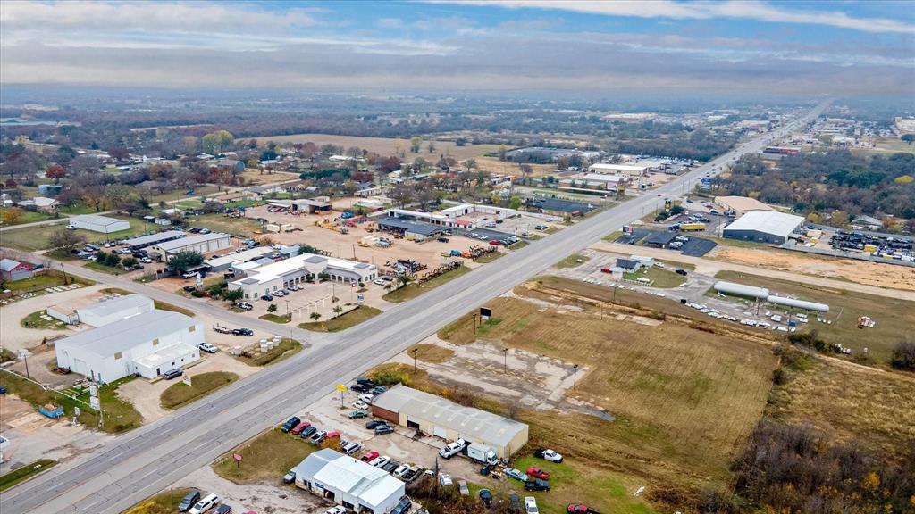 4426 E Us Highway 377 Property Photo 10