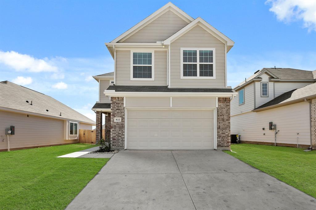 933 Propeller Parkway Property Photo