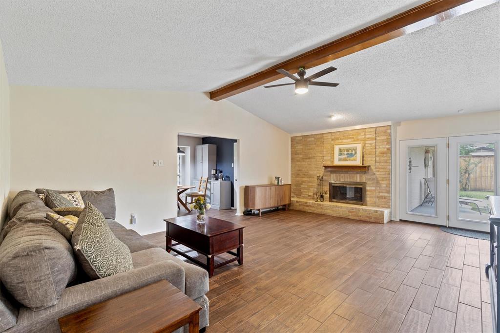 2622 Fallcreek Drive Property Photo 1