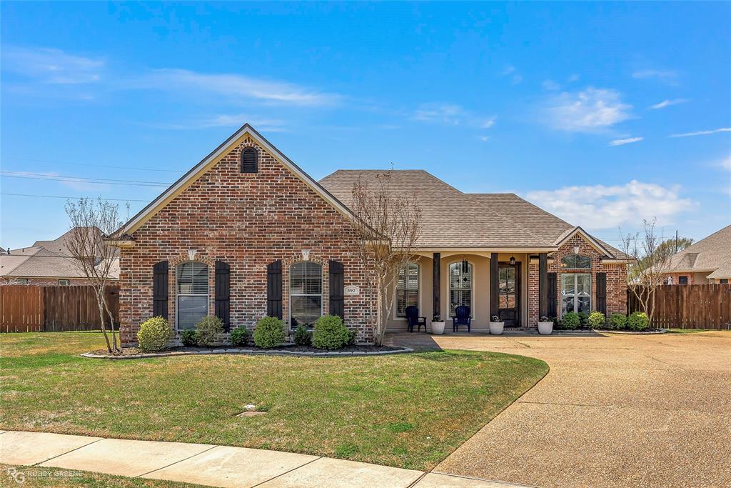 392 Half Moon Court Property Photo