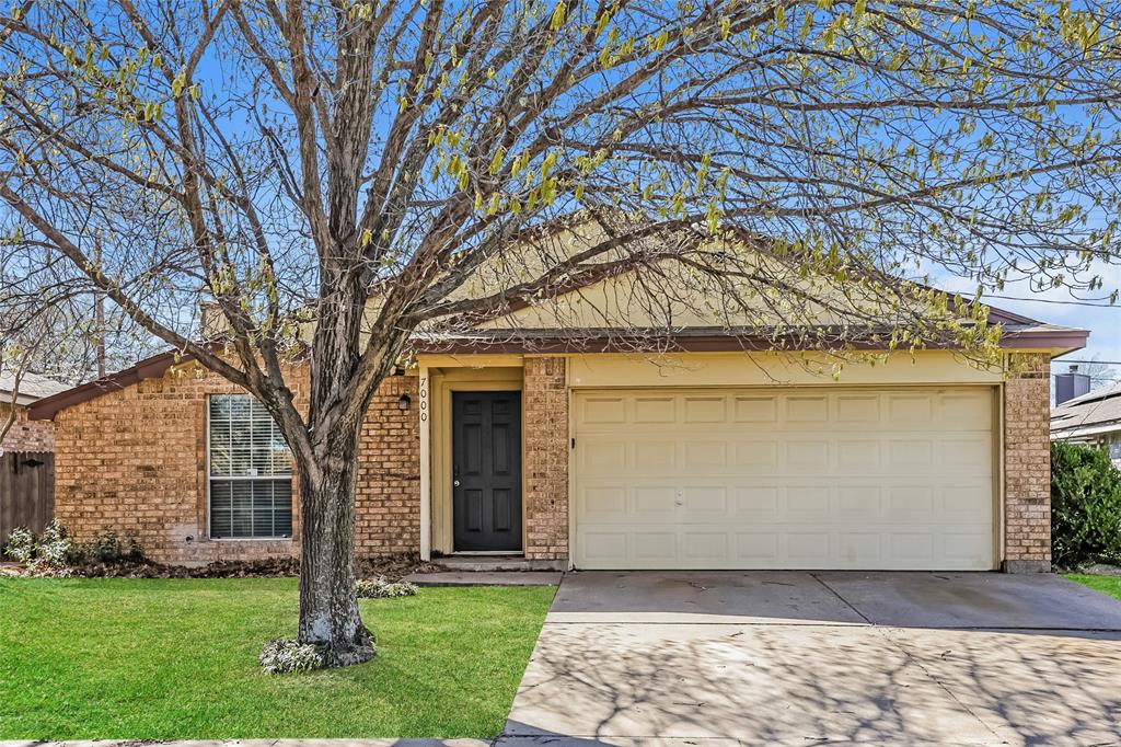 Meadowcree Real Estate Listings Main Image