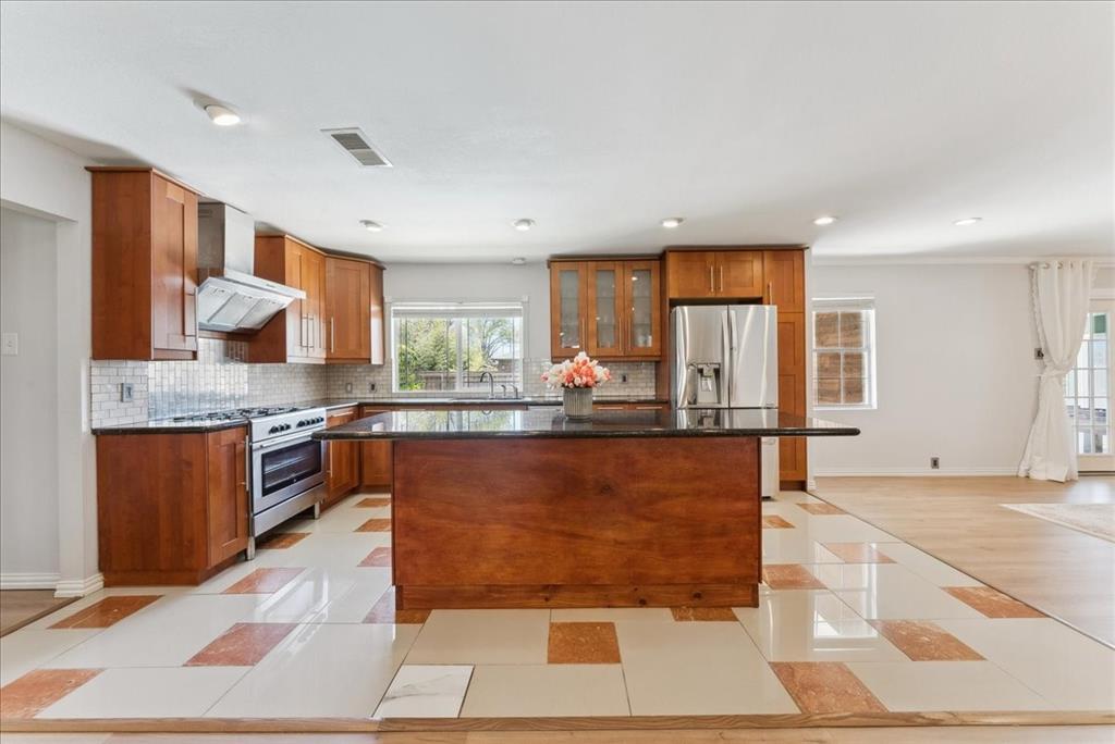 1301 Phoebe Lane Property Photo