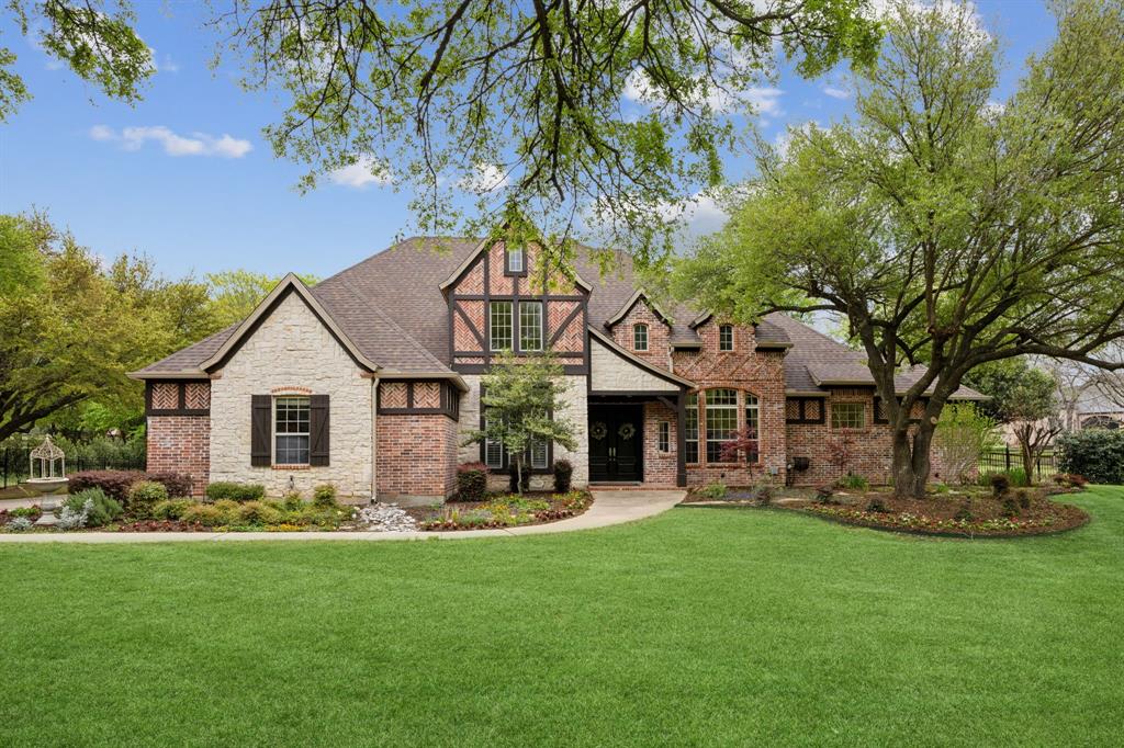 390 Ashwood Lane Property Photo