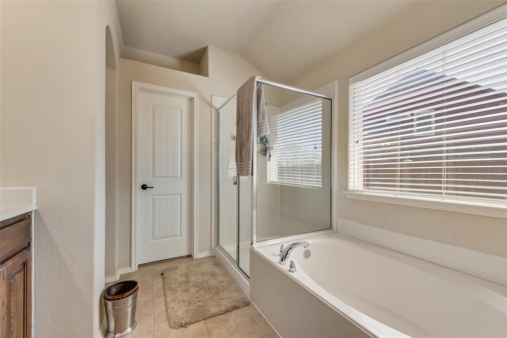 994 Austin Lane Property Photo 10